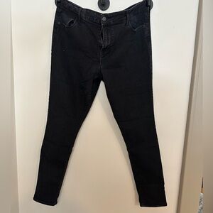 Old Navy WOW super skinny black jean size 14